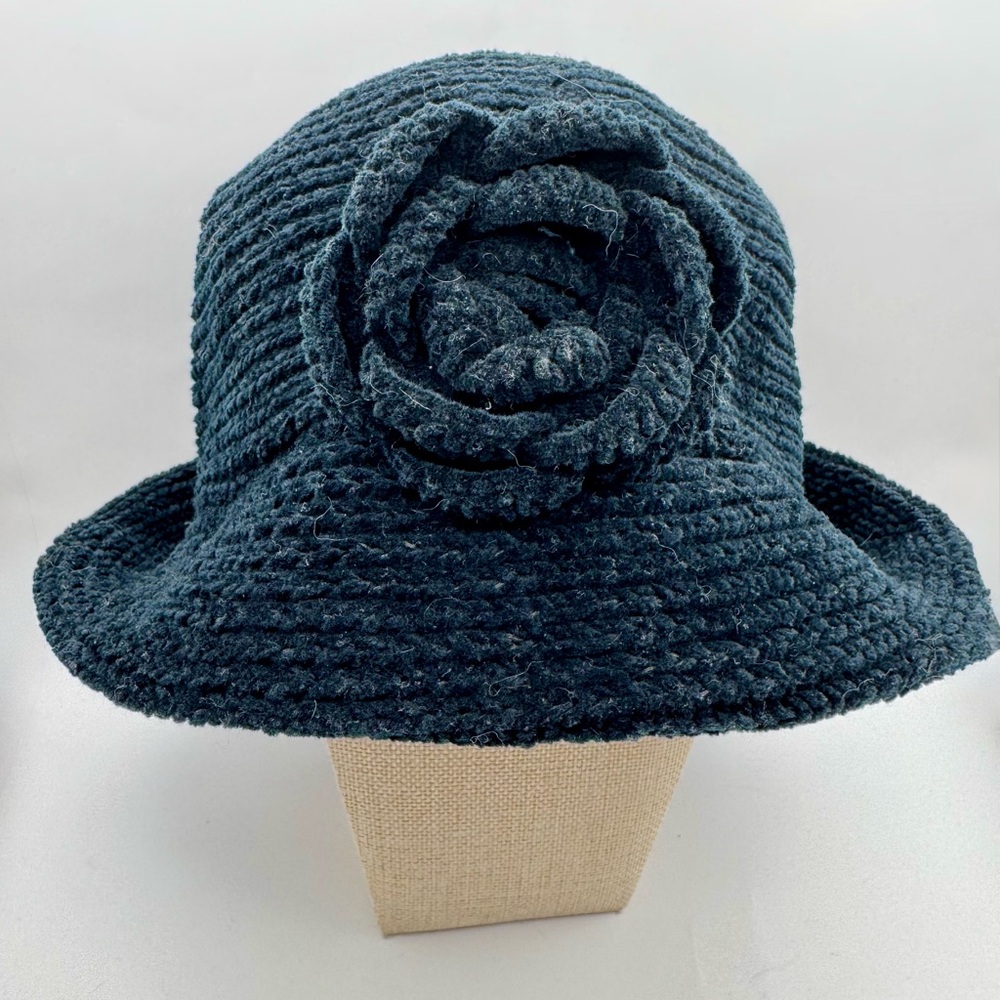 Ann Taylor Black Bucket Hat with Rosette Detail - Picture 8 of 15